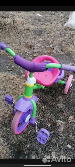 Велосипед трёхколёсный