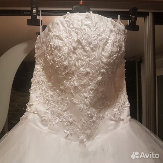 Пышное свадебное платье