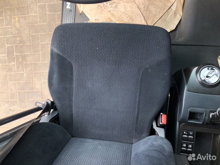 Сиденье водительское пневматическое Man TGX