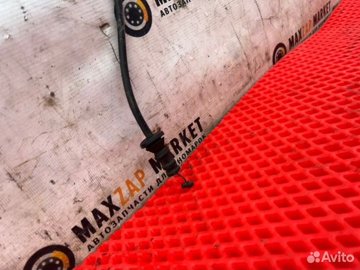 Трос капота Ford Focus 1 1998-2005 америка