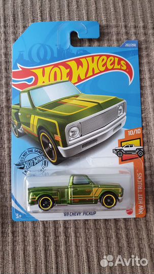 Hot Wheels '69 Chevy Pickup Super Treasure Hunt
