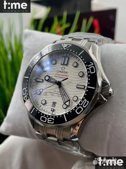 Мужские наручные часы Omega Seamaster Diver 300