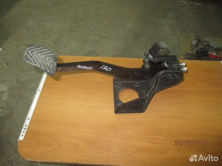 Педаль тормоза Hyundai i30 2007-2012 Хундай Ай 30