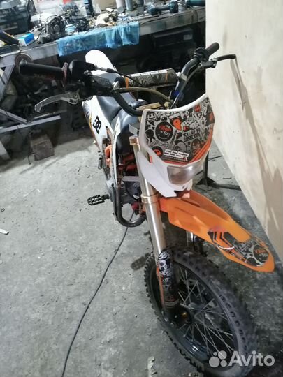 Sssr atom 125