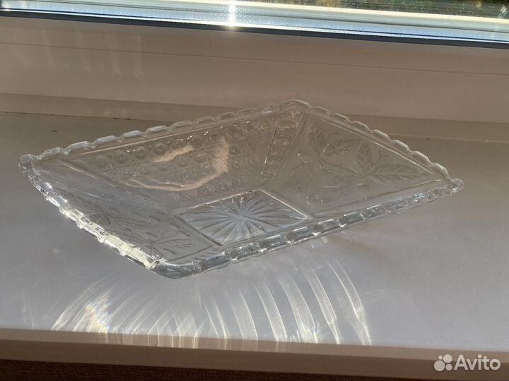 Ваза хрустальная