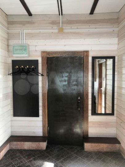 Дом 100 м² на участке 100 сот.