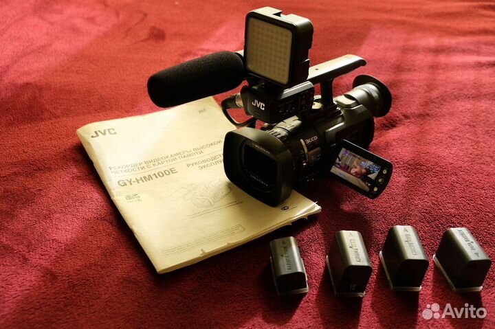Видеокамера jvc gy-hm100e