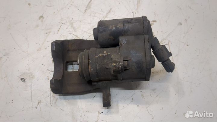 Суппорт левый задний Volkswagen Passat CC, 2012