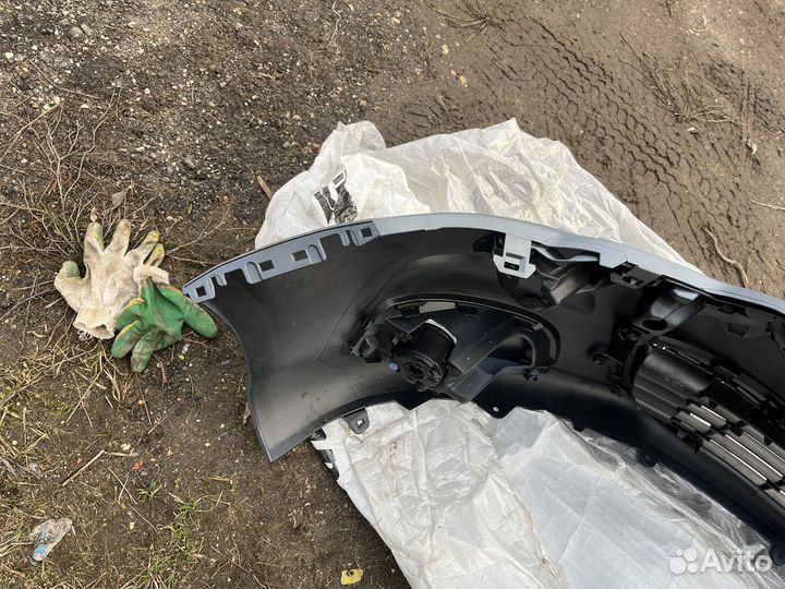 Бампер передний на citroen c4 2013 г.в