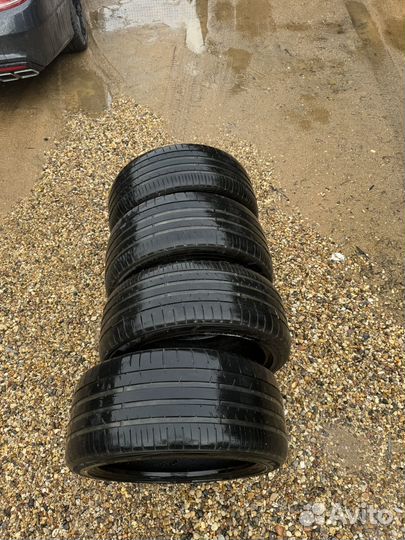 Dunlop SP Sport Maxx 050+ 245/45 R19 и 275/40 R19 105Y