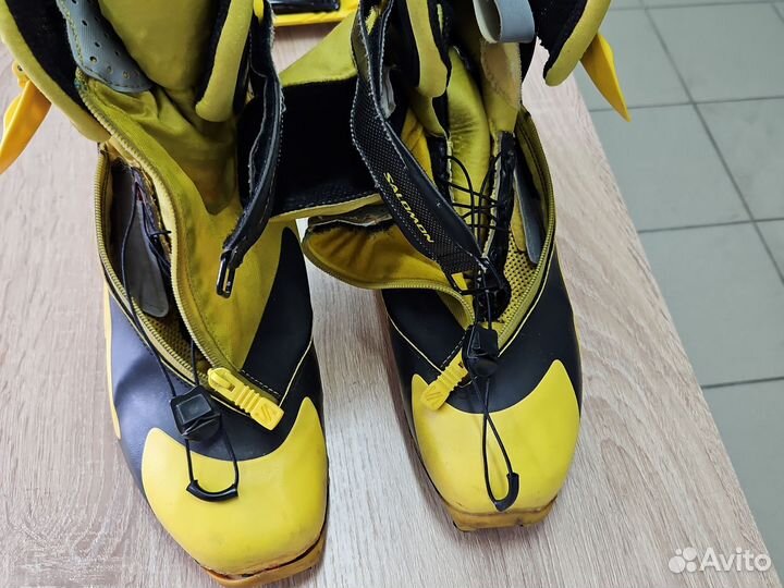 Salomon RS9 SNS pilot