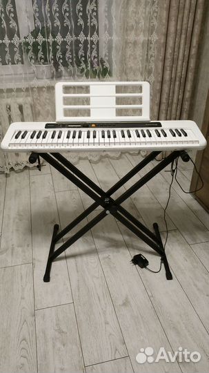 Продается синтезатор Casio