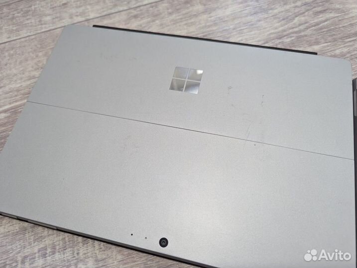 Microsoft Surface Pro 4 i7 16gb 256gb