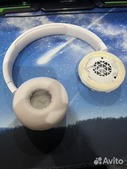 Беспроводные наушники JBL Tune660 NC