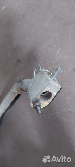 Трубка кондиционера на Mercedes w204