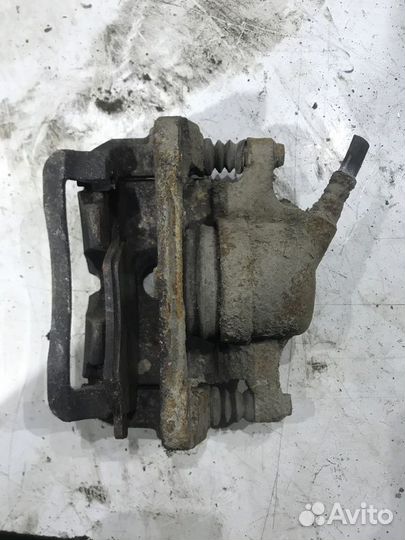 Суппорт тормозной передний левый Chery Arrizo 7