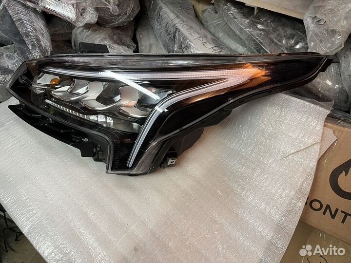 Фара правая Kia Rio 4 рестайл LED