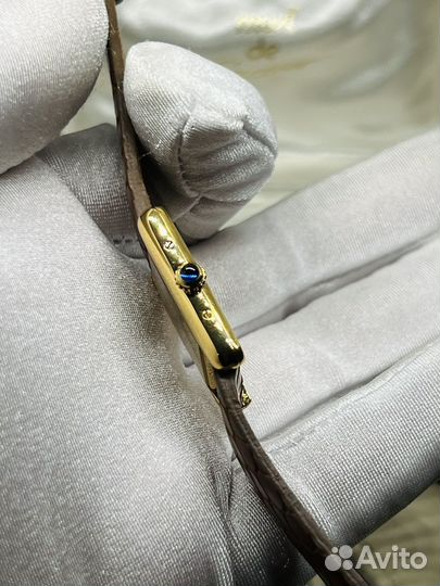 Часы cartier tank