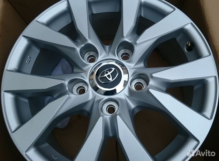 Диски R18 Toyota LC200 2016- Оригинал новые Япония