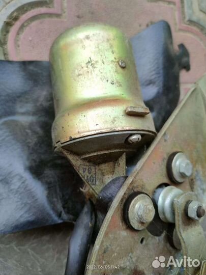 Новая Трапеция дворников Нива с мотором