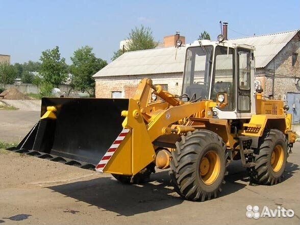 Погрузчик 2 м3 Амкадор