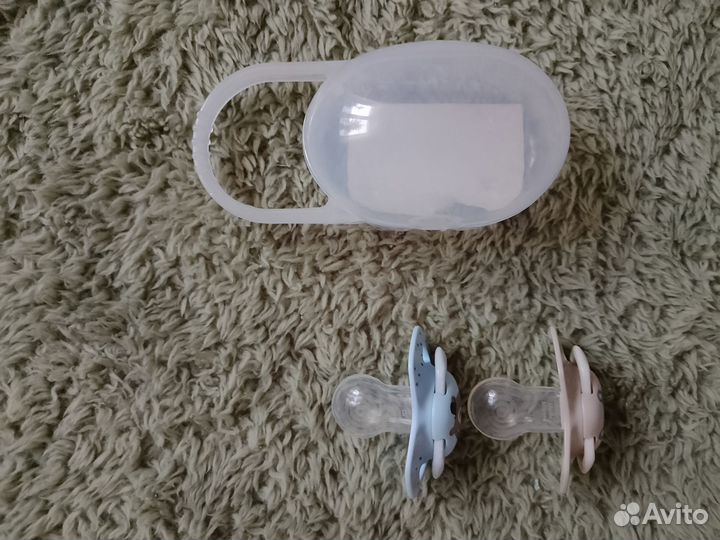 Бутылочки и соски бу