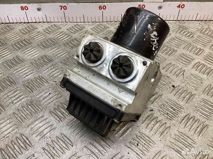 Блок ABS (насос) Volkswagen Passat