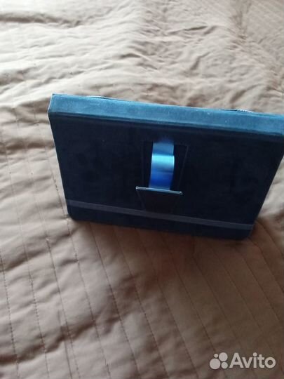 2 чехла для планшетов