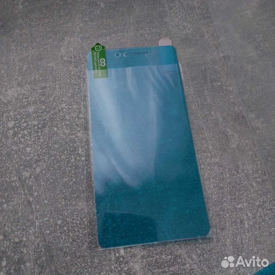 Защитное стекло на xiaomi redmi 3s