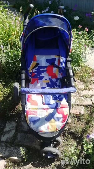 Прогулочная коляска