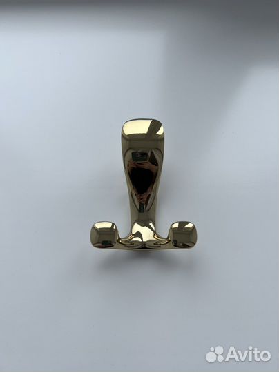 Крючки мебельные