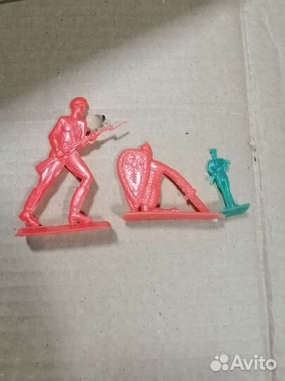 Солдатики пластмассовые СССР