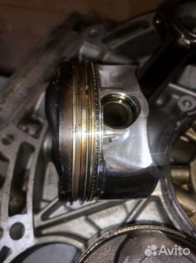 Поршень, шатун