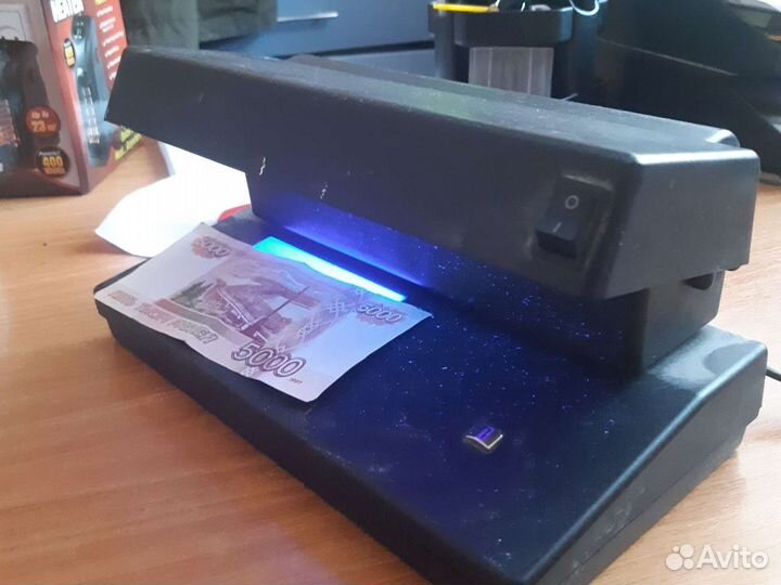 Детектор банкнот