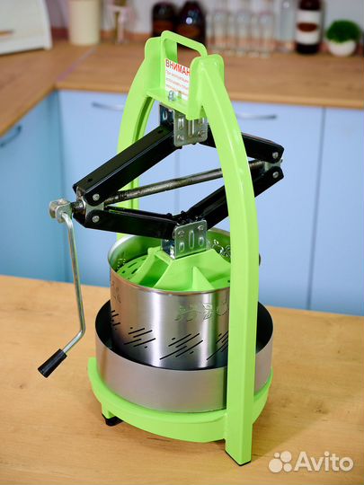 Пресс для сока, соковыжималка ручная