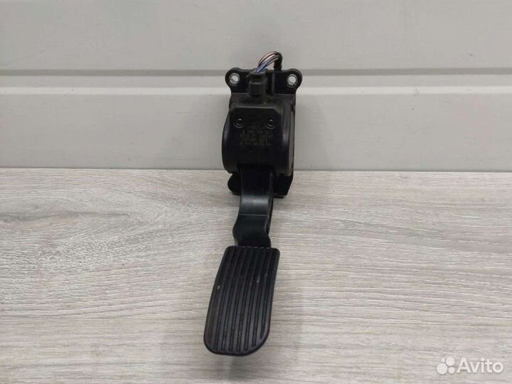 Педаль газа Mercedes Vito W639