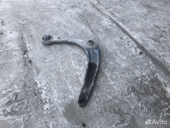 Рычаг передний левый peugeot 408