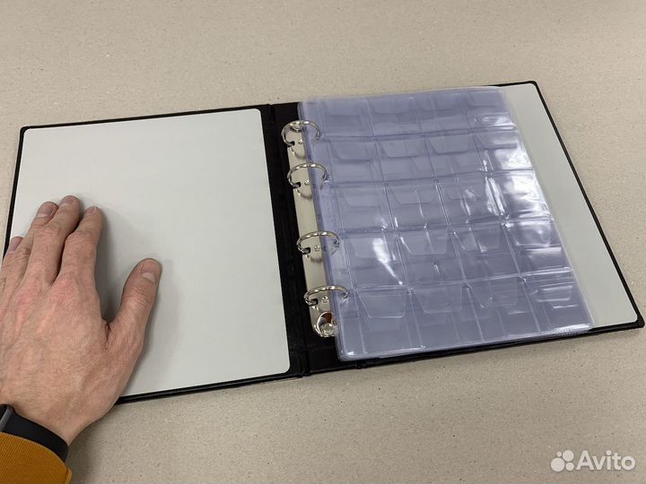 Альбом для монет именной (подарочный кожаный)