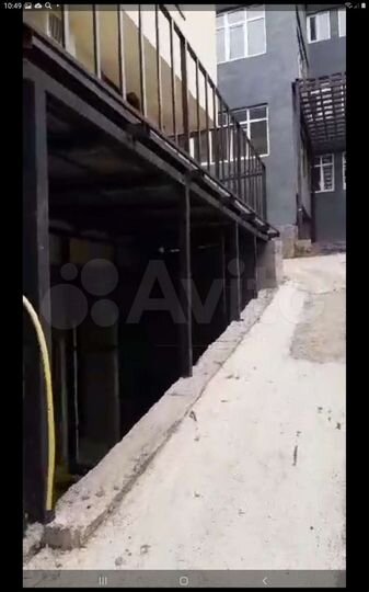 2-к. квартира, 80 м², 1/3 эт.