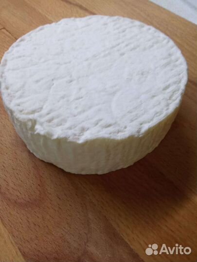 Козий сыр в ассортименте