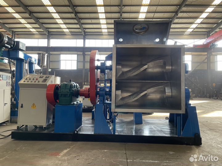 Смеситель с Z образными лопастями 1000 литров