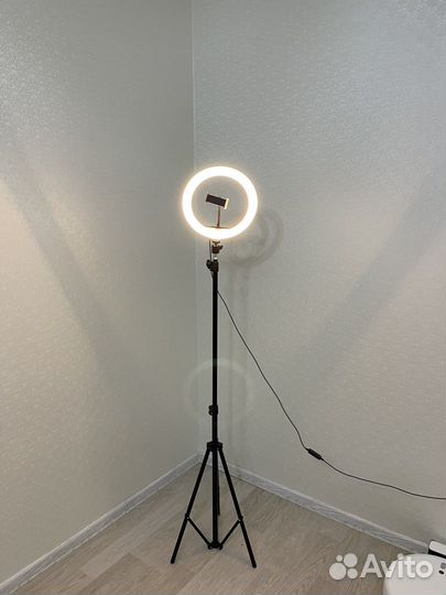 Кольцевая лампа для селфи