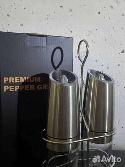 Гравитационная солонка и перечница,новое