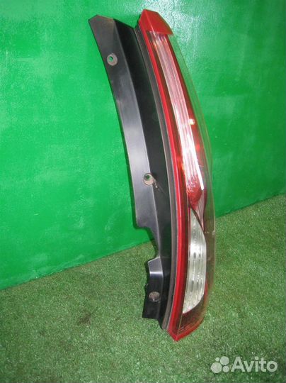 Фонарь задний наружный правый Citroen C4 Grand Pi