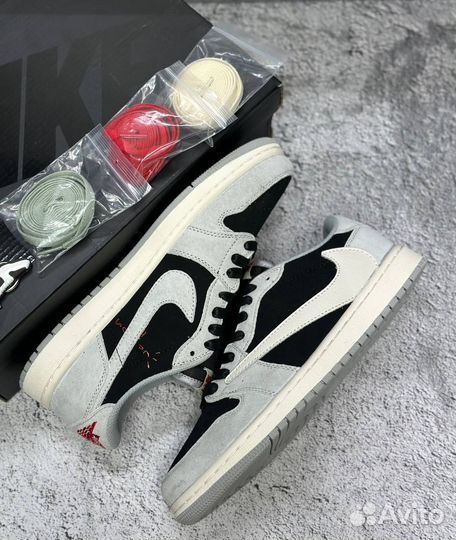 Кроссовки Nike Jordan 1 low x Travis Scott