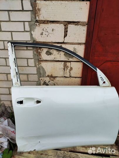 Дверь передняя б/у Toyota Land Cruiser Prado150