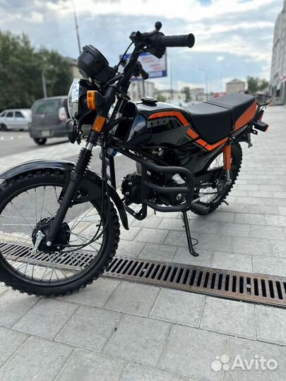 Мопед trickler 2 черный с оранжевым