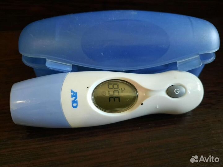 Универсальный инфракрасный термометр