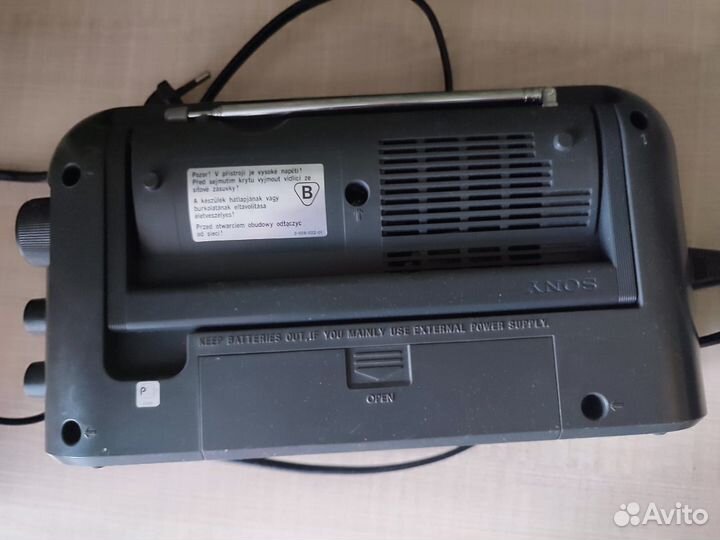 Карманный радиоприемник sony icf-703l
