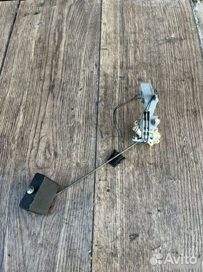 Датчик уровня топлива Bmw 7 E66